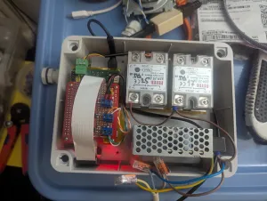 Nově na RPi 3B se SSR a přiravoou pro analog